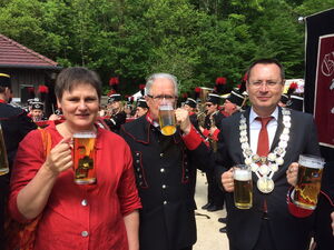 Leni Breymaier mit Alt-OB Ulrich Pfeifle und dem amtierenden OB Thilo Rentschler